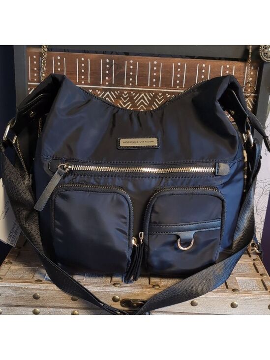 Adrienne Vittadini Handbags - Adrienne Vittadini Black Multi-Pocket Hobo Bag W / Zippered Bag Charm